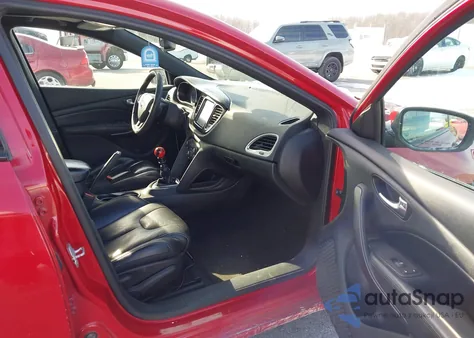 2013 Dodge Dart Limited z USA, uszkodzony, nr VIN 1C3CDFCA8DD715135